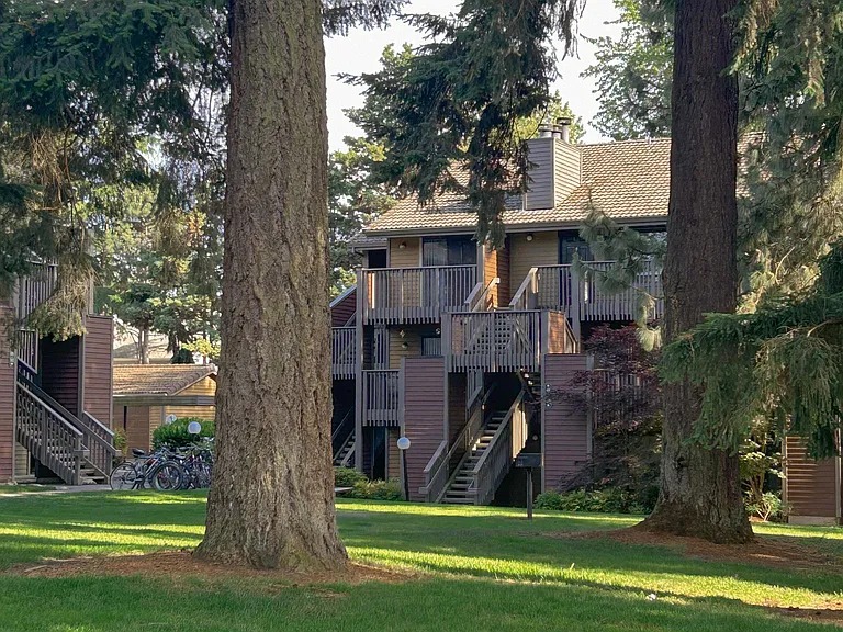 Stone Creek Apartments Beaverton — Photo 6