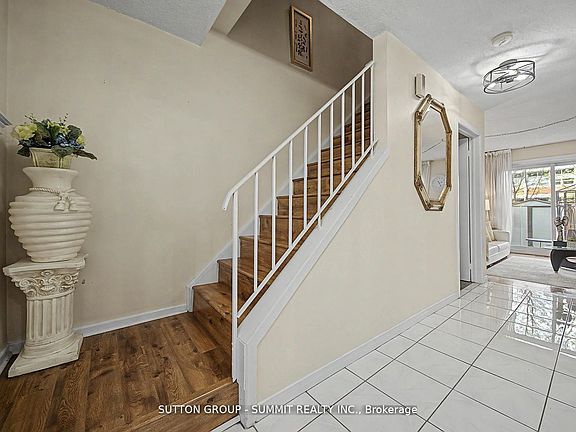 4th image of 45 Hansen Rd N #61