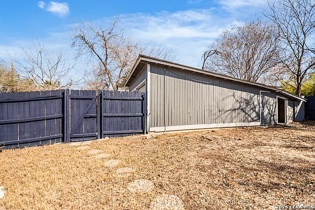 203 Eleanor Ave — Photo 25