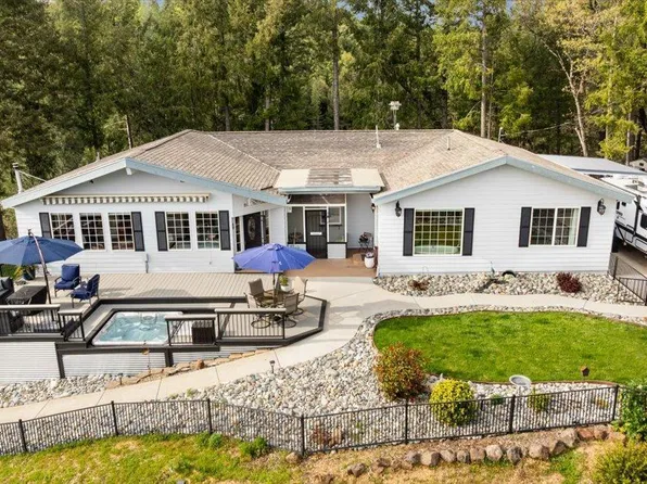 22770 Pine Lake Dr, Colfax, CA 95713