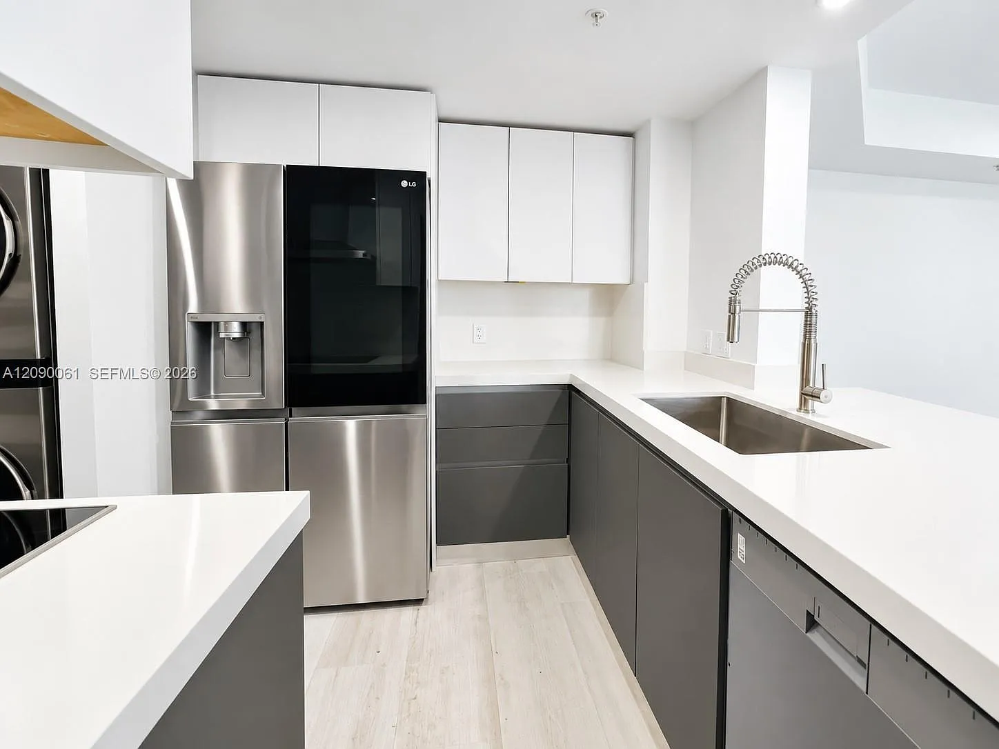 701 Brickell Key Blvd — Photo 4