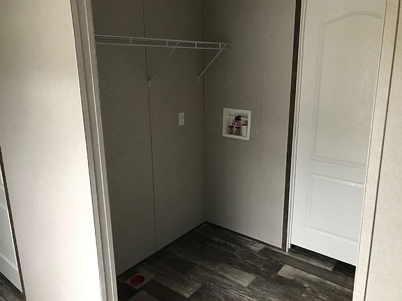 5th image of 4781 Quemar Dr