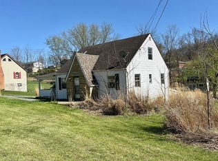 212 Hoffman Heights Rd, Greensburg, PA