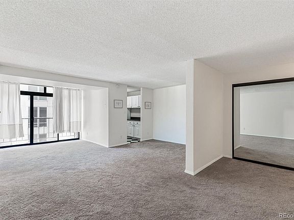 5th image of 2 Adams Street #910