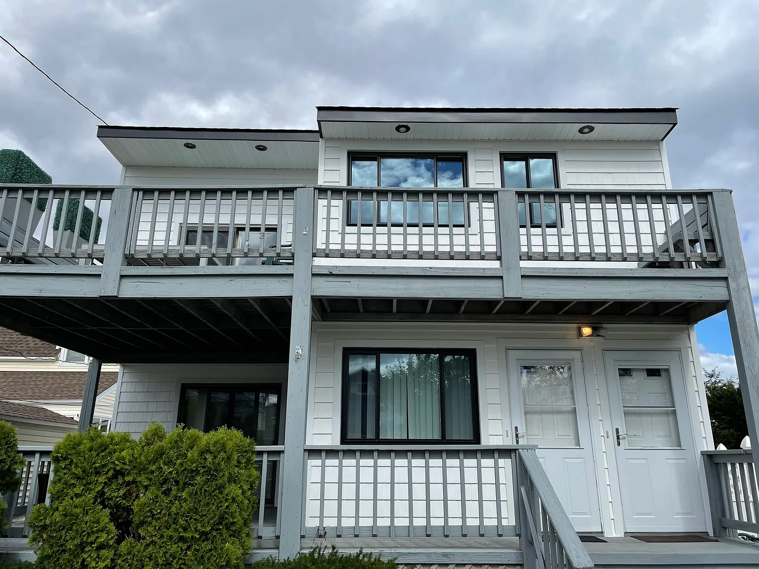2 bed, 964 sqft, $3,000 — Photo 1