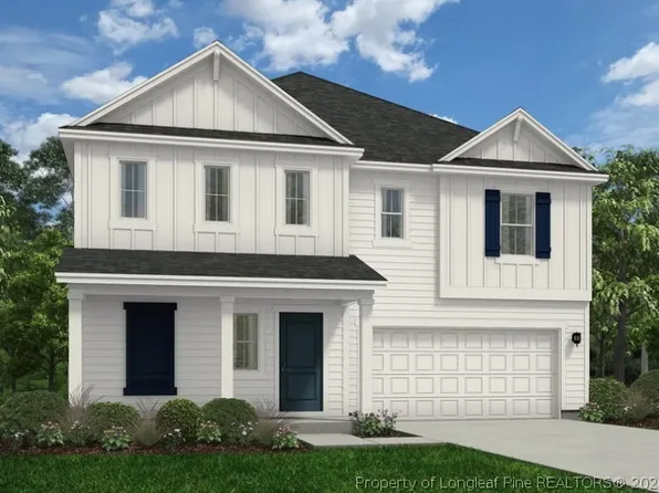 128 Placard Dr, Spring Lake, NC 28390