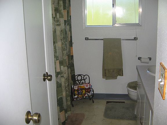 Main Bath