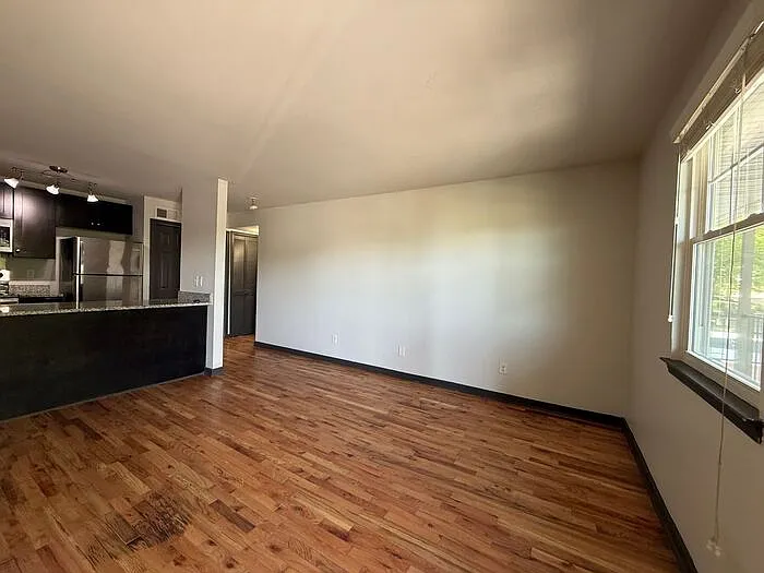 517 Veritas St #9 — Photo 4