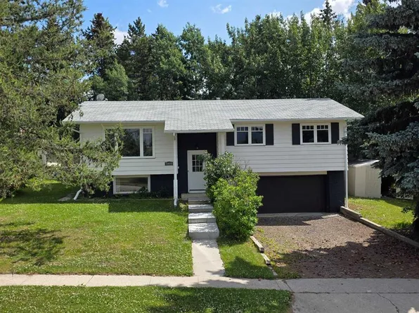 10629 NW 104th Ave, Grande Cache, AB T0E 0Y0