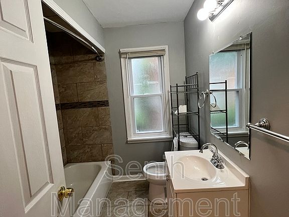 5th image of 12255 E Outer Dr