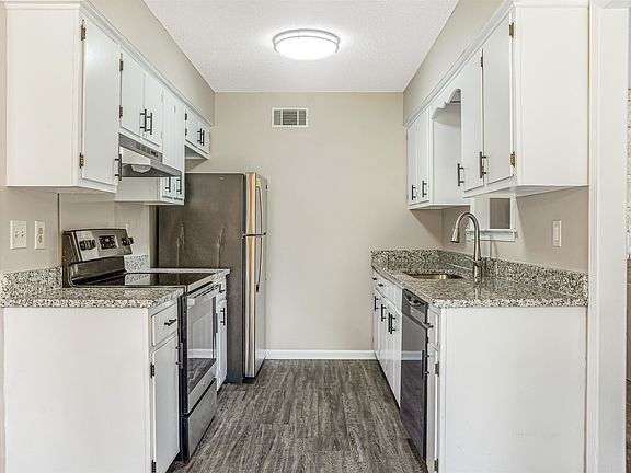 5th image of 4098 Mimosa Hill Ln
