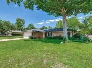 914 S Hyde Park Ave, Denison, TX 75020