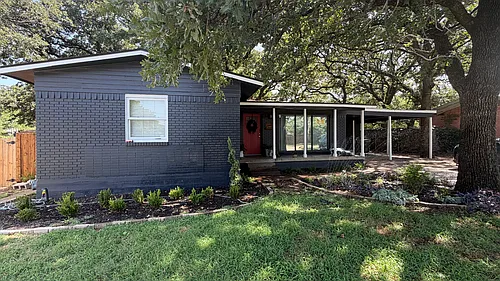 2014 W Randol Mill Rd Photo 1