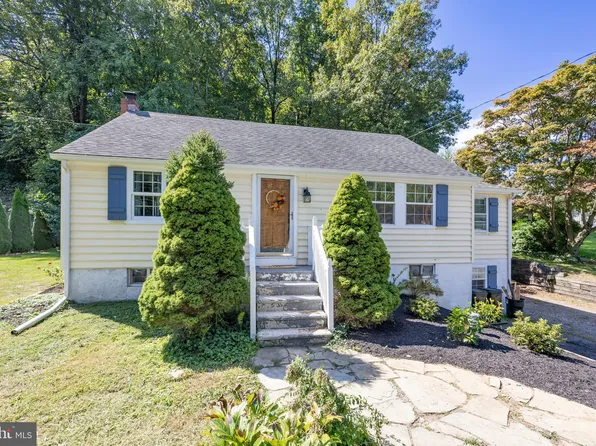 164 Terrace Rd, Boyertown, PA 19512