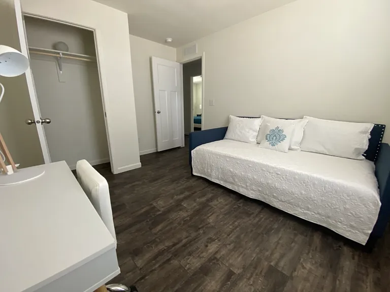 Palm Creek Resort & Residences — Photo 56