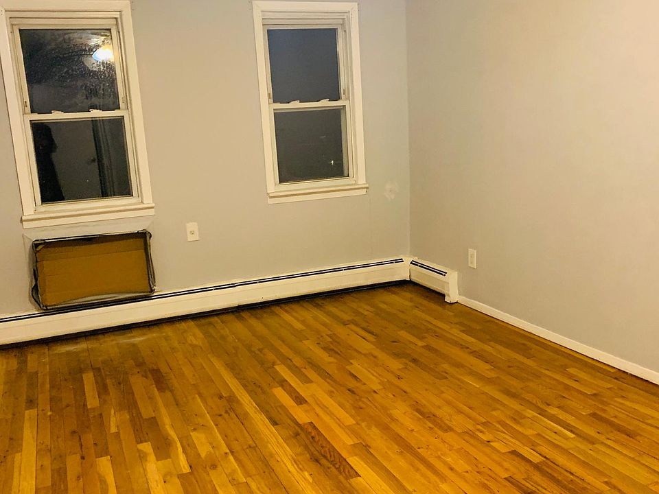 2nd image of 1387 E 55th St