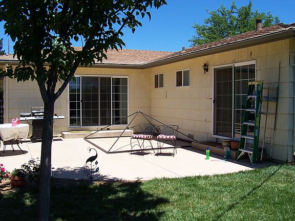 5th image of 9096 Pershing Ave