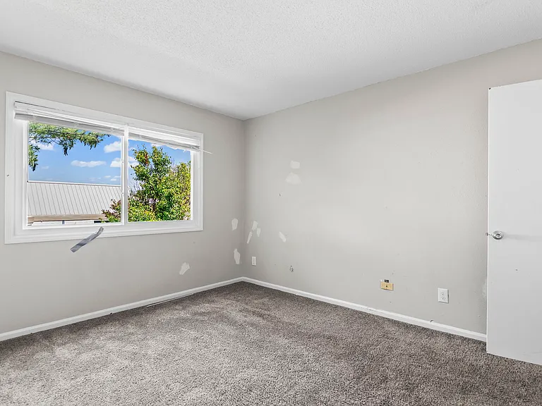 2305 Cherry Hills Dr #204 — Photo 8