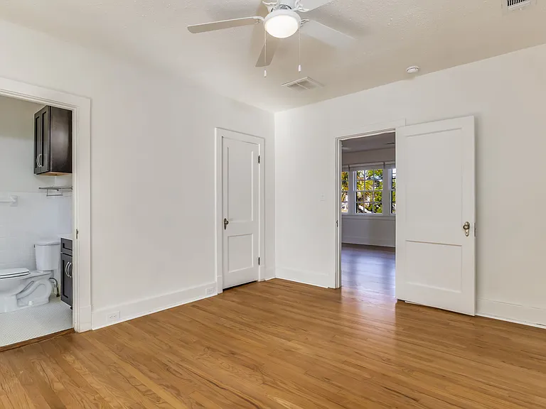 1515 E Lakeview Ave #D — Photo 12