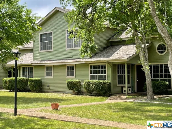 1422 Andra Ln, San Marcos, TX 78666