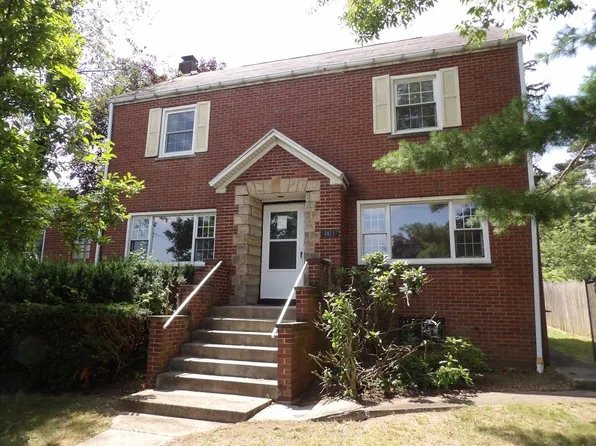 3611 W 3rd Ave, Beaver Falls, PA 15010
