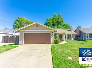 1414 Hickory St, Roseville, CA 95678