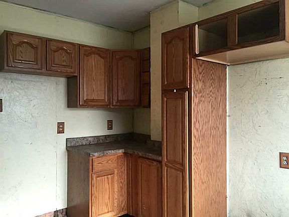 5th image of 120 Harvard St