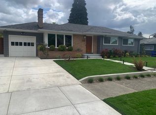 9908 SE Lincoln St, Portland, OR 97216