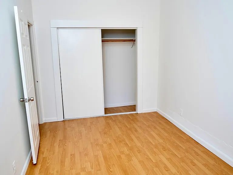 1032 York St #A — Photo 17