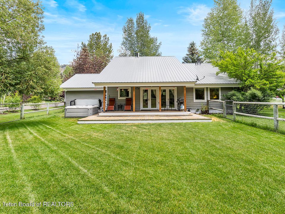 1st image of 4445 S Fallen Leaf Ln