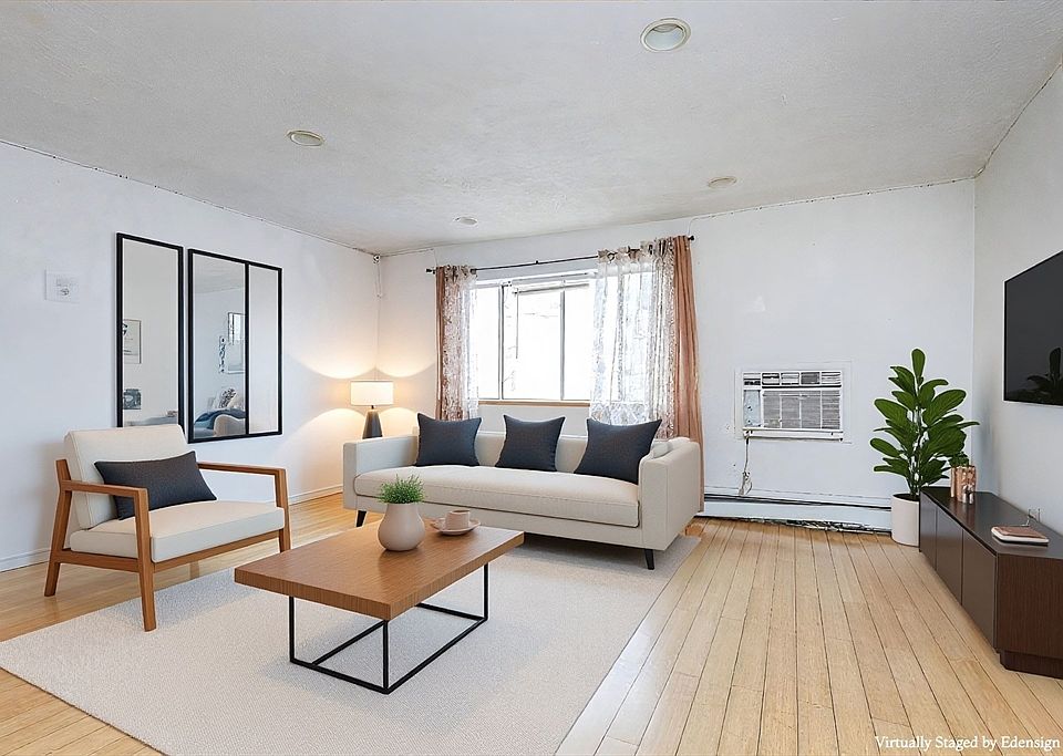 1st image of 124 Addison St APT 11