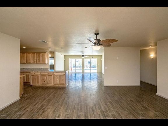 4th image of 3474 Saddleback Dr
