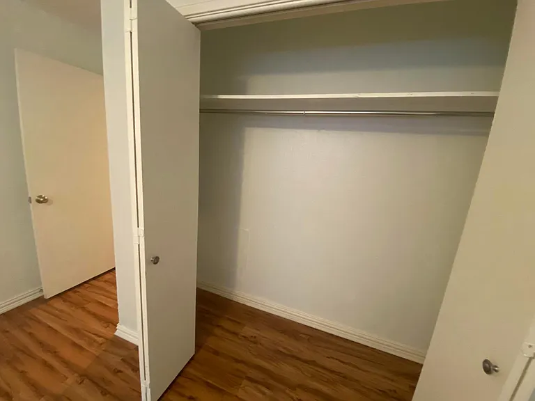 2736 Golfing Green Dr — Photo 25