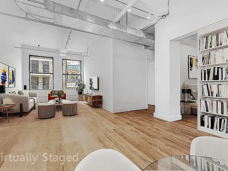 255 W 36th St #1601 — Photo 3