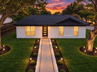 8949 Shorelark Dr, Dallas, TX 75217