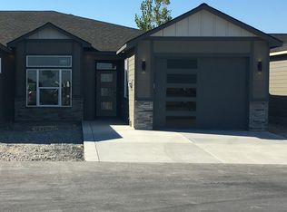 2780 Bombing Range Rd, West Richland, WA