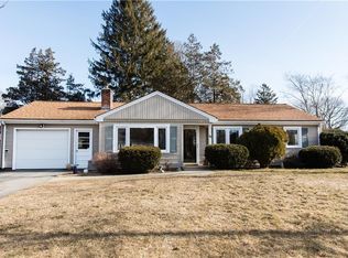 86 Capron Farm Dr, Warwick, RI 02886