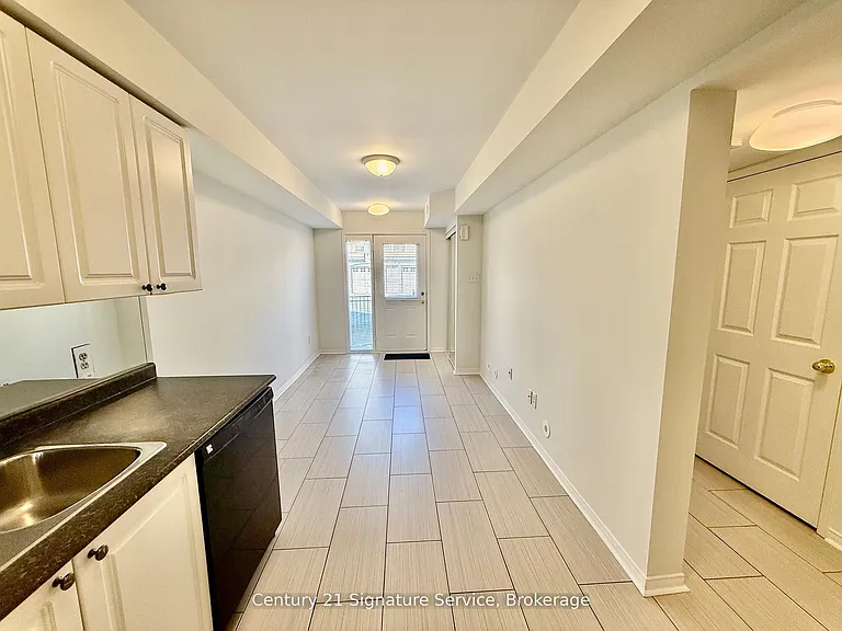 4975 Southampton Dr #302 — Photo 4