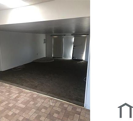 3rd image of 73475 El Paseo Dr