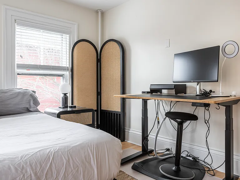 64 Carleton St #2 — Photo 24