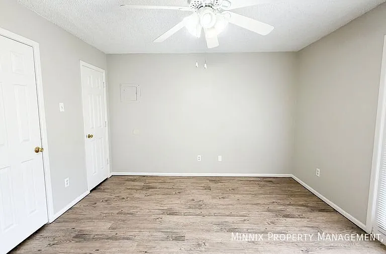 7303 Avenue X #105 — Photo 11