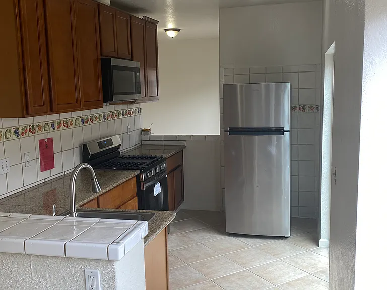 12 Highway Ave — Photo 9