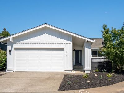 214 Hummingbird Court, Healdsburg, CA, 95448