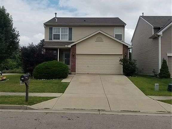 2nd image of 801 Gearhardt Ln
