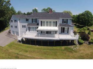 1 Agry Point Rd, Pittston, ME 04345