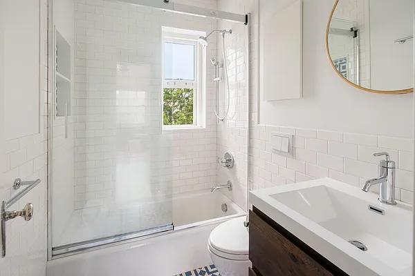 Sold by Compass | media 11