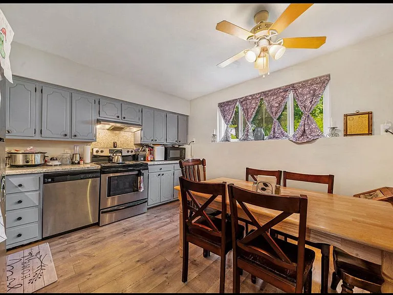 8423 S Westnedge Ave — Photo 3