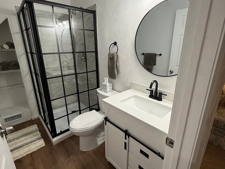 635 Roseland Ave — Photo 18