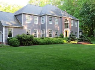 43 Spruce Ln, Oakdale, CT 06370