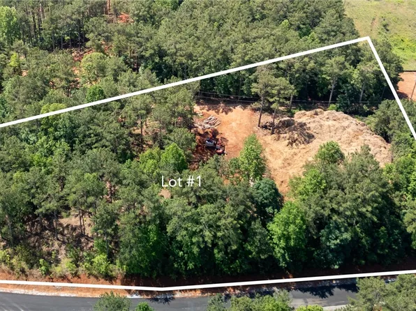 1 Canebrake Dr, Salem, SC 29676